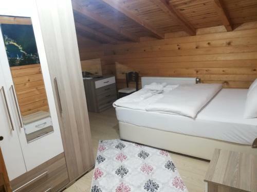 Sarahome Apart