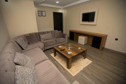 Yayla Hotel