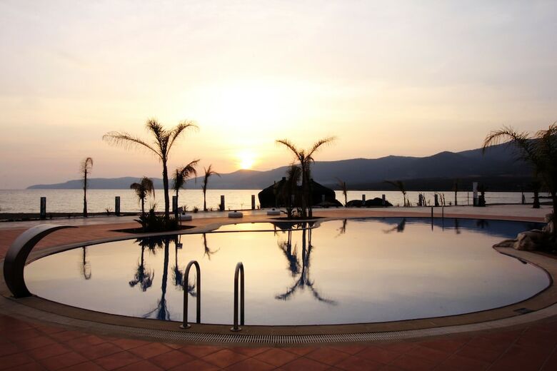 Marpessa Blue Beach Resort & Spa Hotel