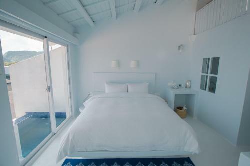 Hotel Ample Villa