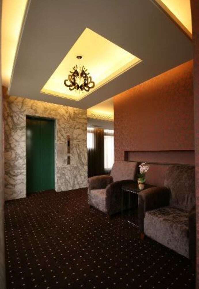 Mountain Fish Water Hotel