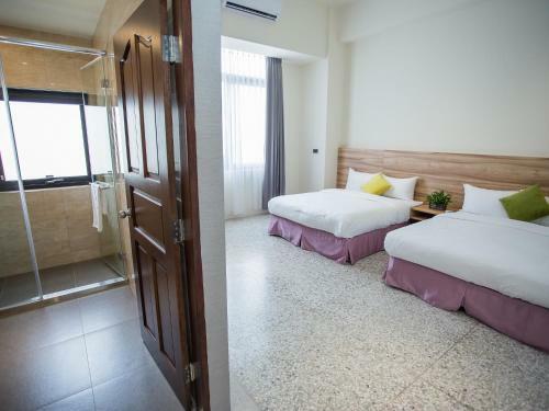 Rainbow Hotel