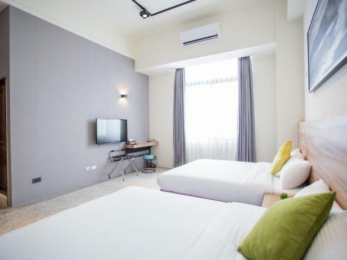 Rainbow Hotel