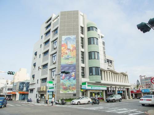 Rainbow Hotel