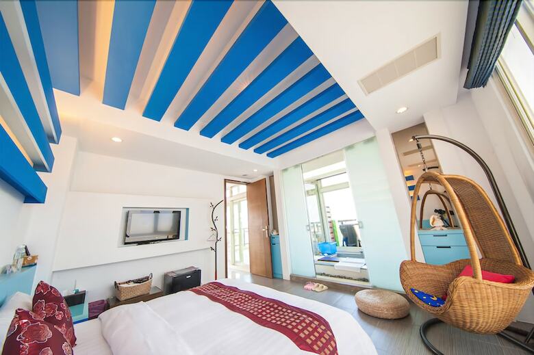 Hostal Hi One One