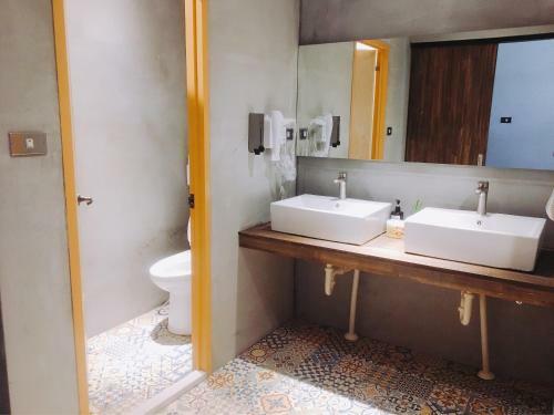 Deer Park Hostel