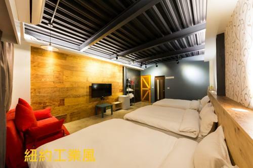 Wooden Man Homestay Luodong
