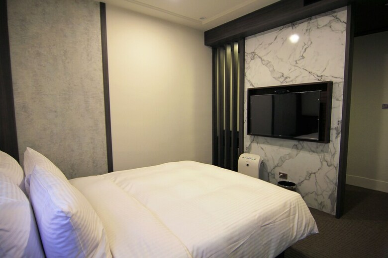 Dream Mansion Hotel