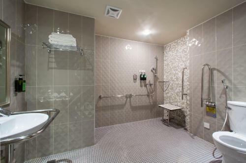 Stay Hotel - Taichung Zhongqing