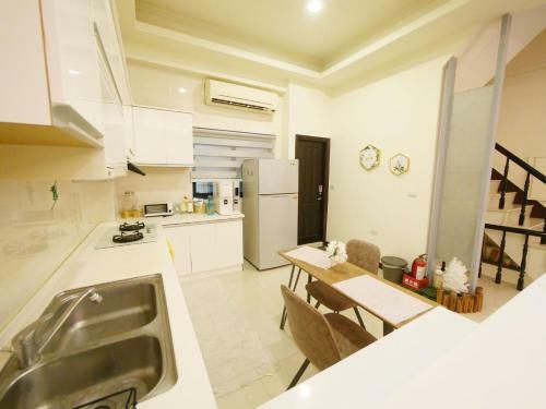 Anping Qinghai House