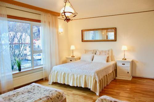 Hostal Guesthouse �rny