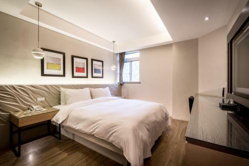 Royal Garden Hotel