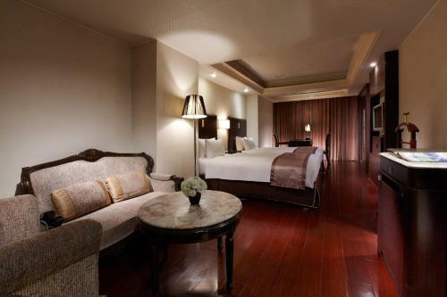 Taipei Charming City Hotel