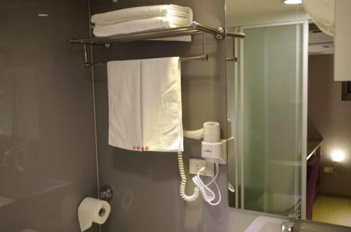 Hotel E-house 169