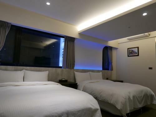 Posada Ours Inn II