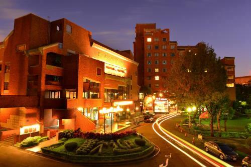 Chientan Youth Hotel