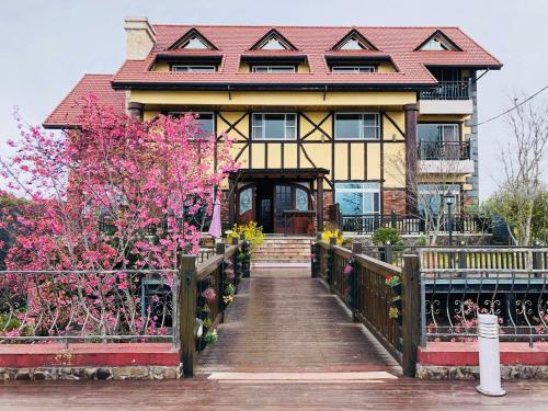 Ching Jing Egmont Resort