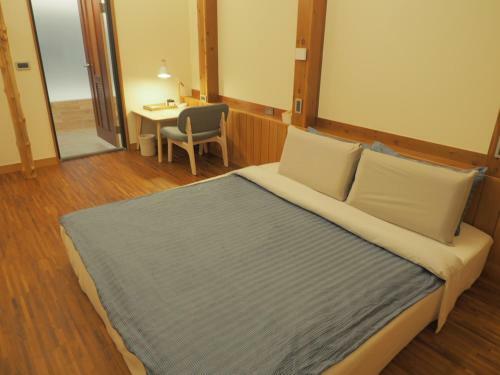 5 Km Villa
