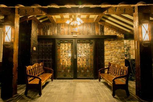 Black Forest Manor