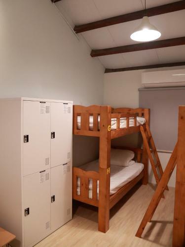 Albergue Donghai Cottage Backpack Inn Suite