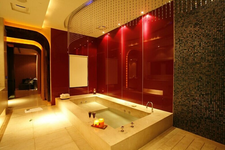 Chateau Boutique Motel