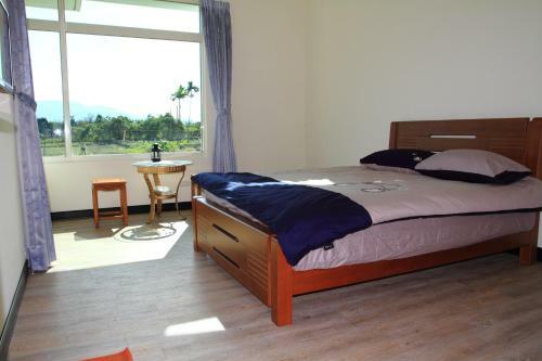 Bed & Breakfast Meet Canaan