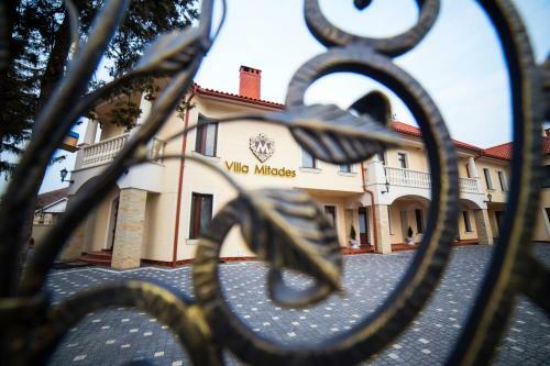 Posada Mitades