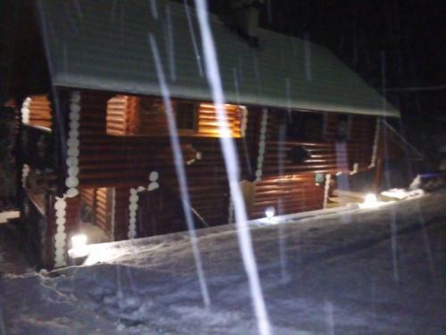 Derevjanyj Cottage