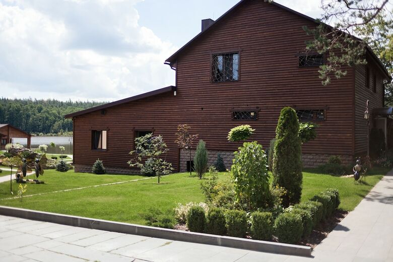 Hotel Charivne Ozero