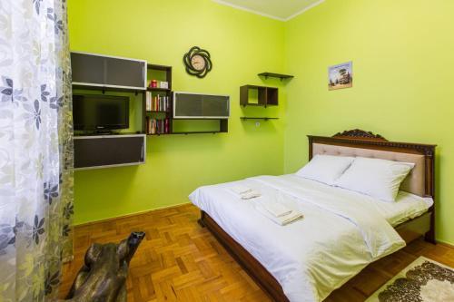 Apartment On Gorodotska 67