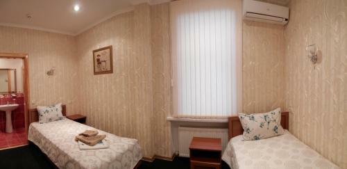 Atrium Hotel