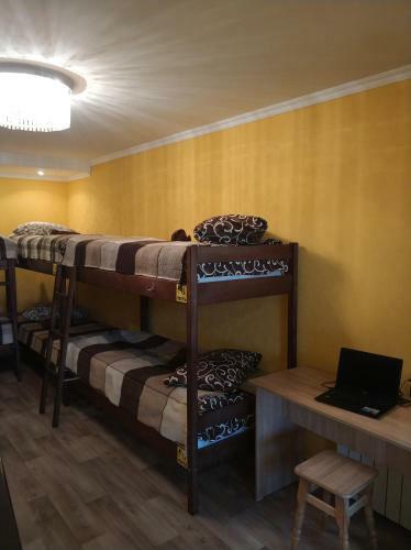 Mr. Hostel