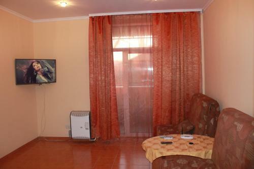 Apartment On Novoberehova Street