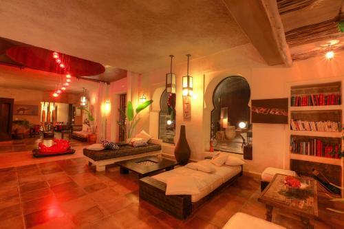 Bed & Breakfast Shems Moon Suites & Spa