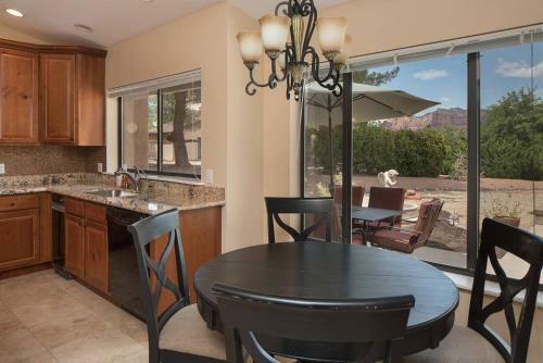 Sedona Spectacle Main And Guest House Sleeps 20