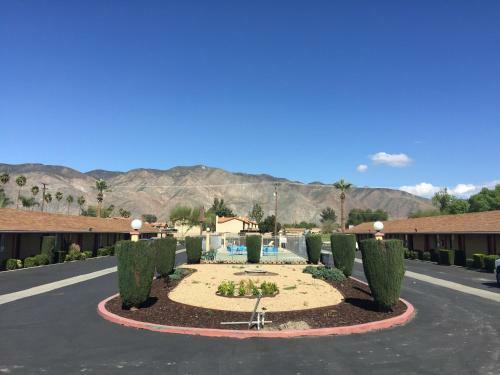 Hacienda Motel