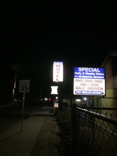 Hacienda Motel