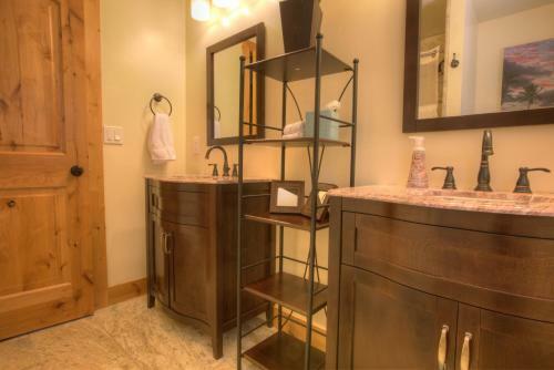 Prestigious Home South Lake Tahoe