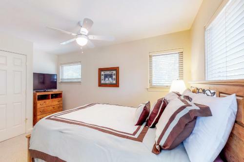 Pine Tree Getaway