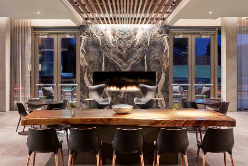AC Hotel By Marriott San Jose Sunnyvale Cupertino