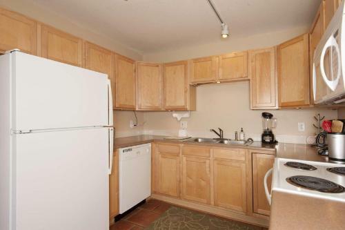 Prospector Village #204 - Wildernest/silverthorne