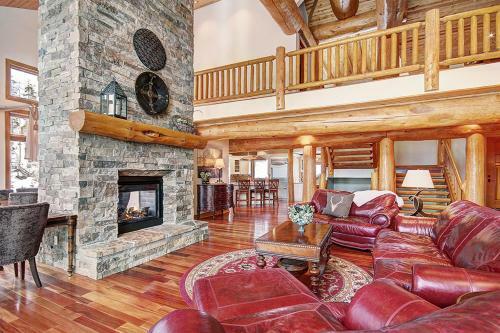 Woodland Lodge At Ruby Ranch Home