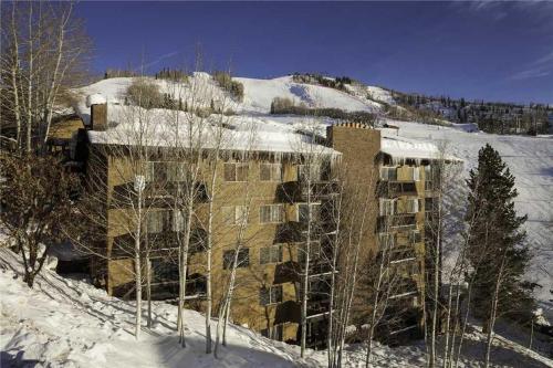 Storm Meadows East Slopeside - Se077