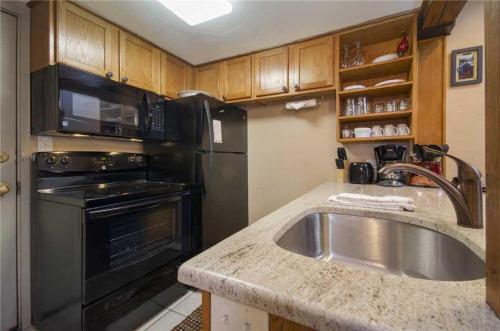 Rockies Condominiums - R2301