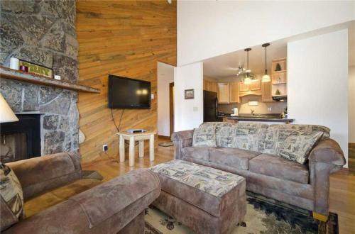 The Pines Condominiums - P303b