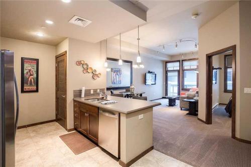 Howelsen Place - H209a