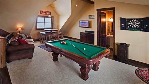 Lookout Lodge - Iconic Ultra Luxury Private Home