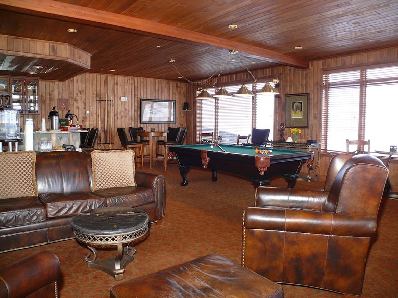 Christie Club 306