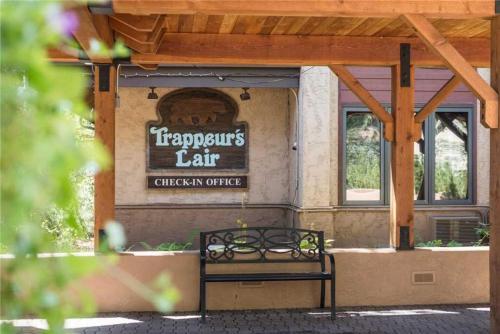 3110 Champagne Lodge, Trappeur's Crossing