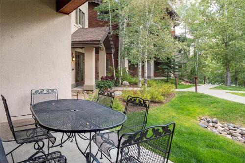 3110 Champagne Lodge, Trappeur's Crossing